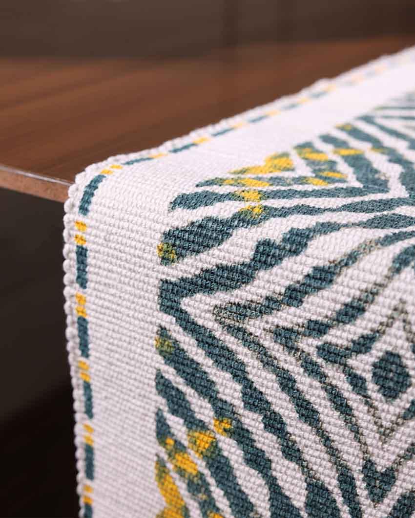 Green Tropical Palm Leaf Table Runner with Tassels - Image 3